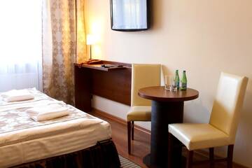 Фото номера Стандартный двухместный номер с 1 кроватью Курортные отели Centrum Green Hill Business &amp; SPA г. Висла 11