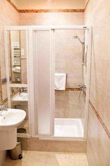 Фото номера Стандартный двухместный номер с 1 кроватью Курортные отели Centrum Green Hill Business &amp; SPA г. Висла 17