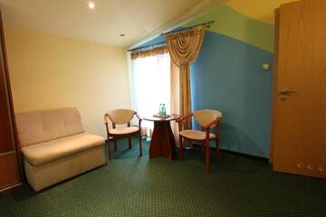 Фото номера Двухместный номер с 1 кроватью и джакузи Отель Hotel Arka Spa г. Висла 2