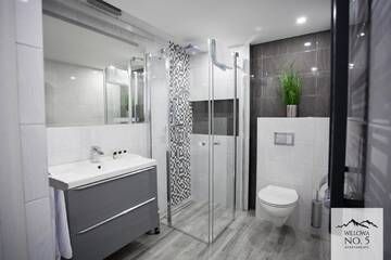 Фото номера Апартаменты с видом на сад Апарт-отели Willowa NO. 5 APARTAMENTS г. Висла 12