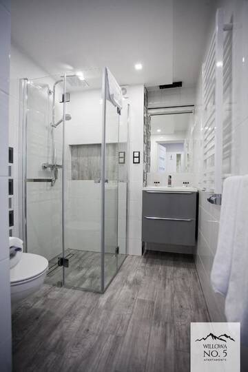 Фото номера Апартаменты с балконом Апарт-отели Willowa NO. 5 APARTAMENTS г. Висла 4